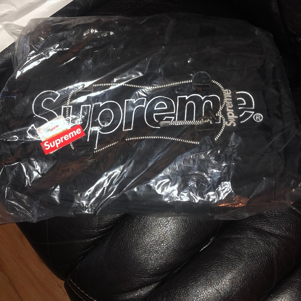 Supreme Backpack 100% Authentic Ds